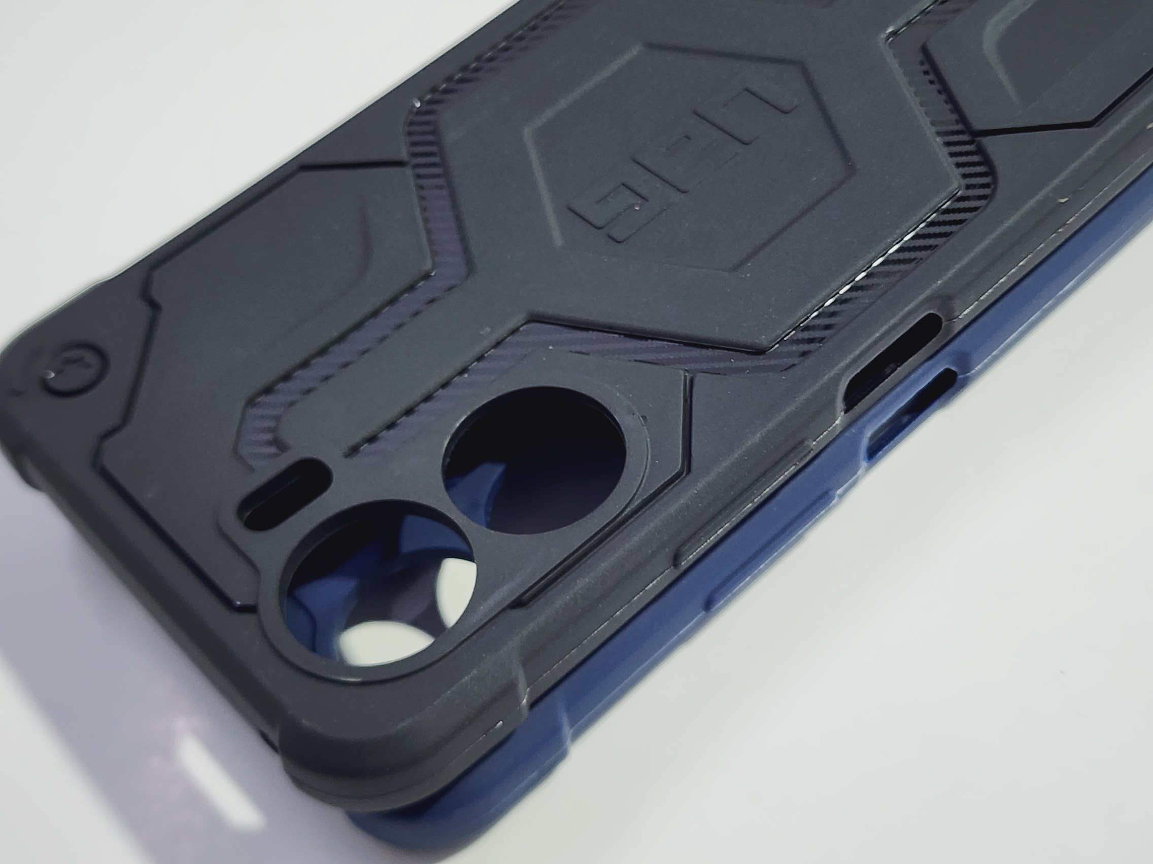 Vivo T2 5G UAG Back Cover with camera protection – BT Limited Edition Store