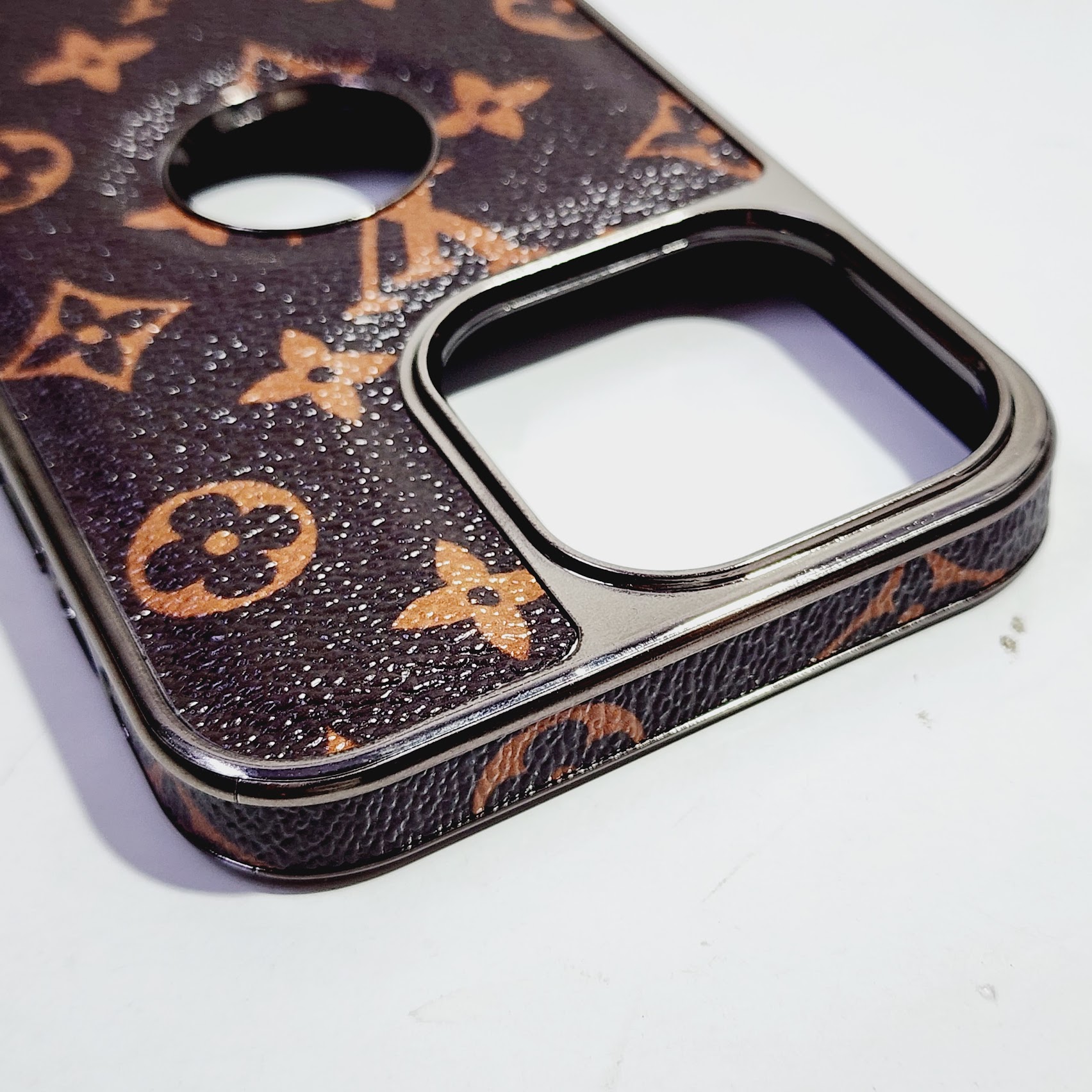 louis vuitton gold Case iPhone 14 | 14 Plus | 14 Pro | 14 Pro Max Case