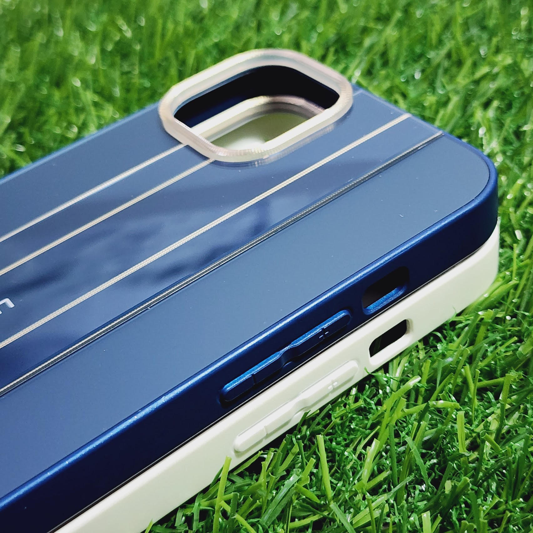 iPhone 14 & 13 Spigen Premium Glass Back Cover BT Limited Edition Store