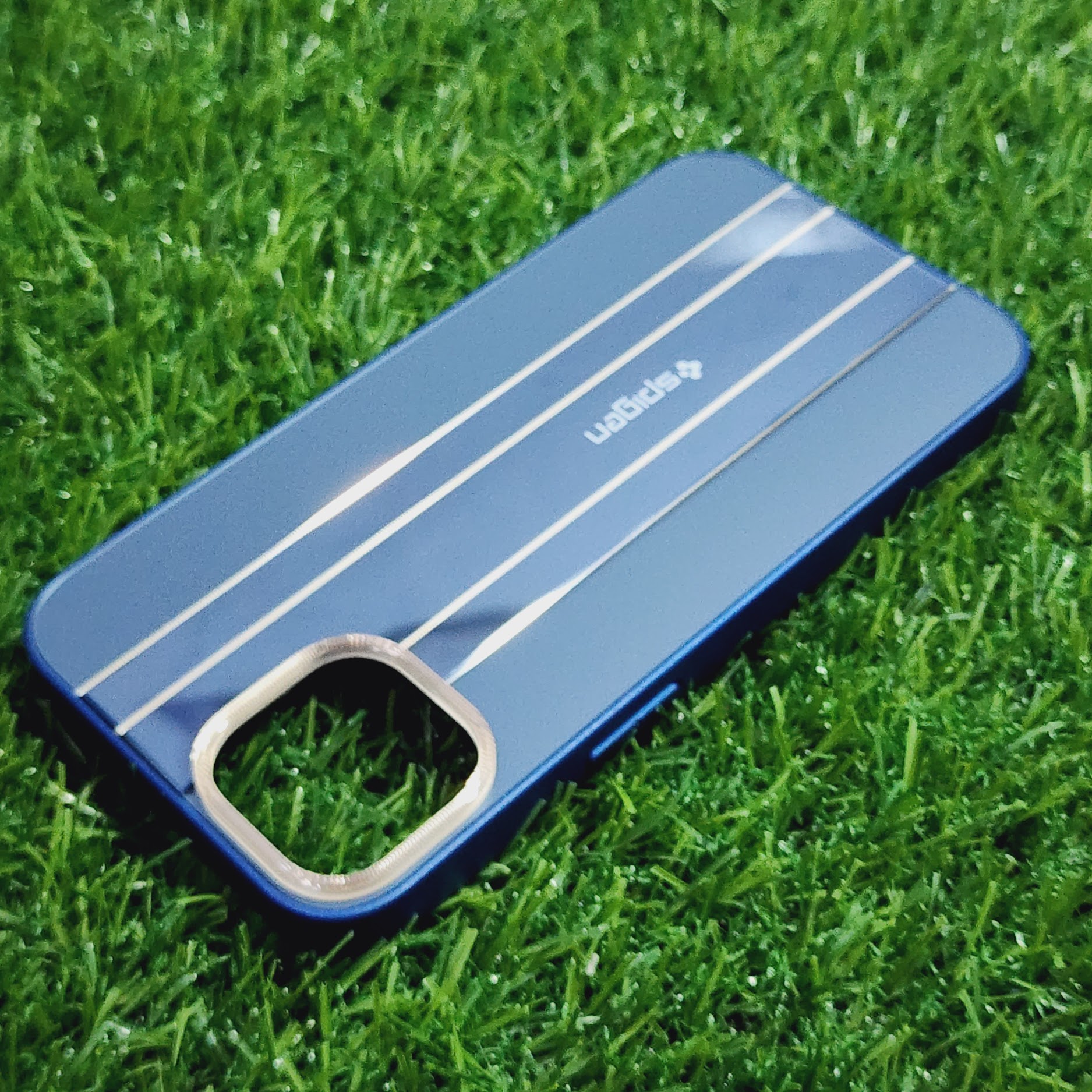 iPhone 14 & 13 Spigen Premium Glass Back Cover BT Limited Edition Store