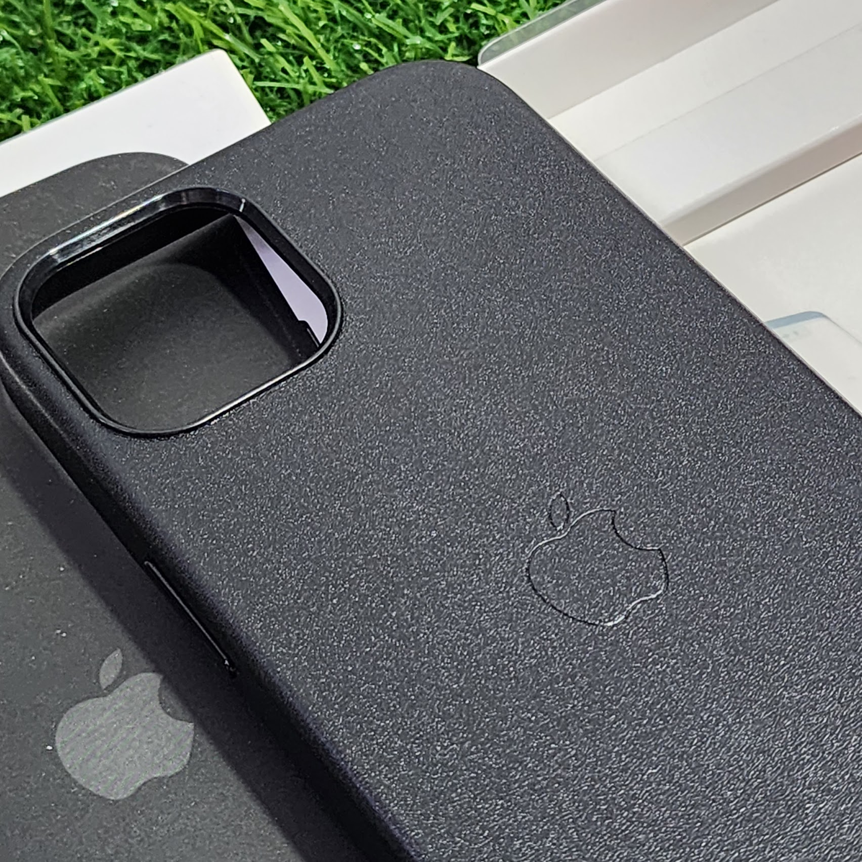 iPhone 13 Premium Leather Back Cover with MagSafe BT Limited Edition